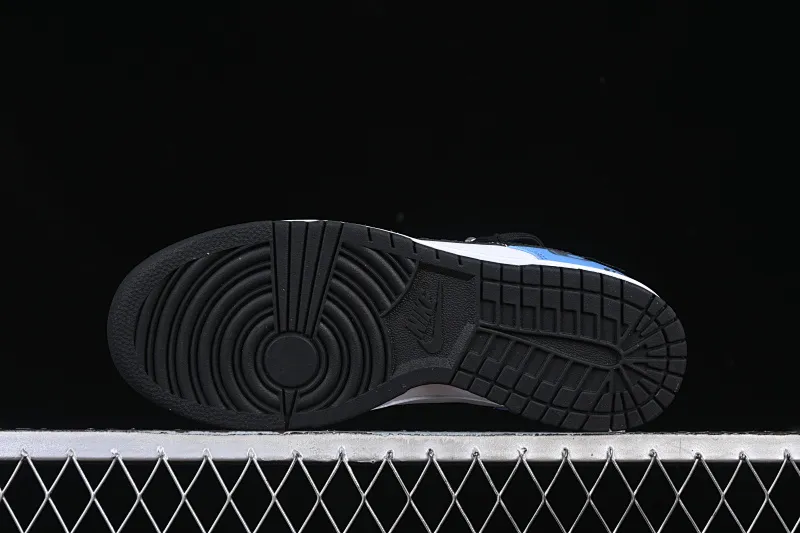 All categories Nk SB Dunk Series Nk SB Dunk Low High-end customized low-top sneakers Nike SB Dunk Low white, black and blue straps low-top casual sneakers DD1391-100